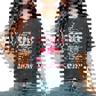 57歳 1969年2月 花柄 57歳 誕生日 男性 女性 レディースオーバーサイズコンフォートTシャツ - Kawaiitshirt