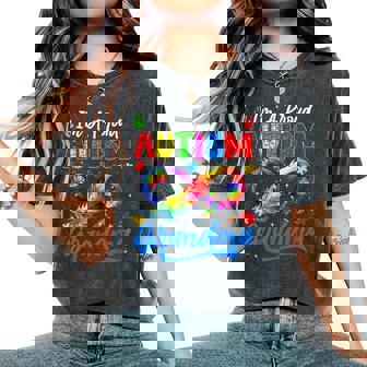 Autism Awareness Proud Grandma Butterflies Family Matching Women's Oversized Comfort T-Shirt | Seseable FR