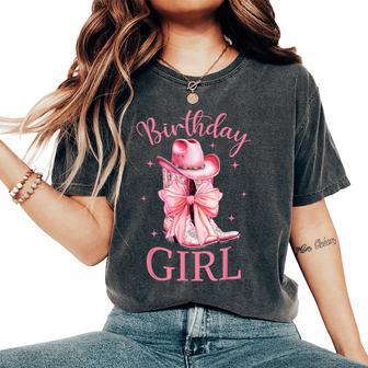 Coquette Bow Birthday Girl Cowgirl Pink Western Bday Party Women's Oversized Comfort T-Shirt - Thegiftio UK