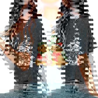 Cute Christmas Golden Retriever Dogs Holiday Sweaters Dog Women's Oversized Comfort T-Shirt | Mazezy