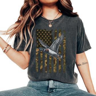 Duck Hunting Us Flag Waterfowl America Women's Oversized Comfort T-Shirt | Mazezy