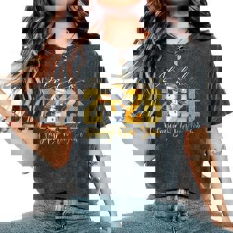 Hello 2026 Happy New Year 2026 Snowman Leopard Girls Women's Oversized Comfort T-Shirt - Seseable