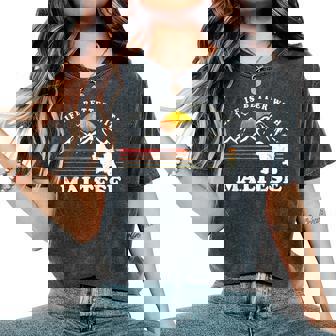 Life Better マルチーズ ビンテージ Dog Mom Dad レディースオーバーサイズコンフォートTシャツ - Kawaiitshirt