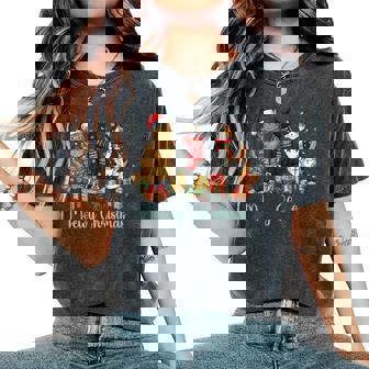 Moewy Christmas Cute Cat Santa Hat Xmas Girl Women's Oversized Comfort T-Shirt - Thegiftio