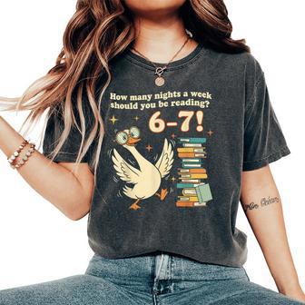 How Many Night A Week Should You Be Reading 67 Teacher Goose Women's Oversized Comfort T-Shirt - Thegiftio UK