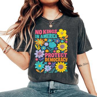 No Kings In America We The People Retro Boho Floral Lovers Women's Oversized Comfort T-Shirt - Seseable