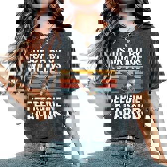 Peregrine Falcon Lover Birdwatching Wildlife Artwork Women's Oversized Comfort Colors T-Shirt | Mazezy