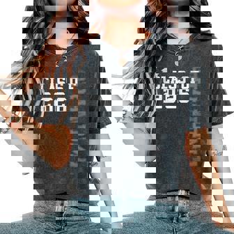 Proud Grandma Of A 2026 Graduate Grad Senior Graduation Women's Oversized Comfort T-Shirt - Seseable