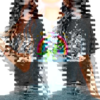 Rainbow Unicorn Riding T Rex Dinosaur Boys Girls Women Women's Oversized Comfort T-Shirt | Seseable FR