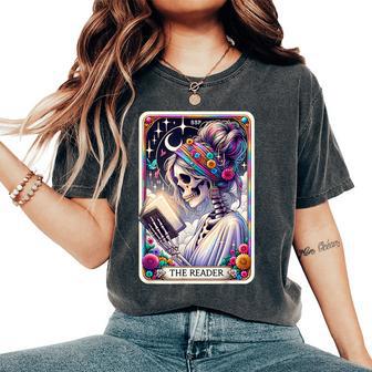 The Reader Tarot Card Book Lover Librarian Read Women's Oversized Comfort T-Shirt - Thegiftio UK