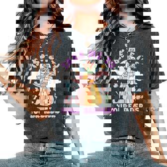 Take Me To Your Readers Alien Teacher Halloween Literacy Women's Oversized Comfort T-Shirt - Thegiftio