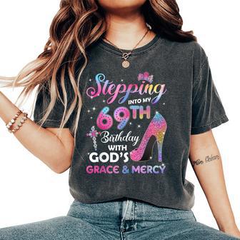 Stepping Into My 69Th Birthday 69 Years Old Pumps Women's Oversized Comfort T-Shirt - Thegiftio UK