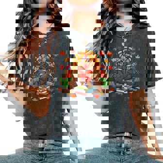 Turkey Reading Books Teacher Fall Thanksgiving Book Lovers Women's Oversized Comfort T-Shirt - Thegiftio