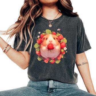 いちご モルモット 水彩 花柄 かわいい モルモット レディースオーバーサイズコンフォートTシャツ - Kawaiitshirt