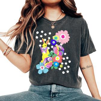 うさぎ花 レディースオーバーサイズコンフォートTシャツ - Kawaiitshirt
