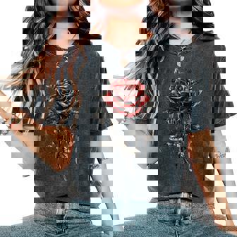 赤薔薇 花 ボタニスト ガーデン ガーデニング 花 バラ レディースオーバーサイズコンフォートTシャツ - Kawaiitshirt