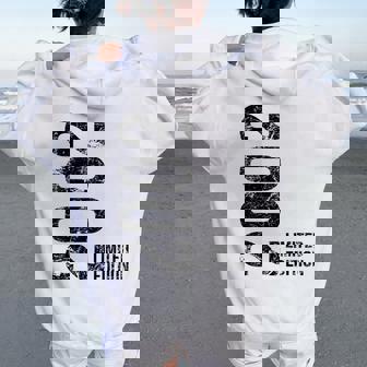 限定 24 歳の誕生日男性版女性 24 歳 2002 ギフト レディース オーバーサイズ パーカー バックプリント - Kawaiitshirt