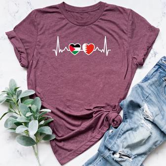 Bahrain Palestine Flag Bahraini Palestinian Unity Heartbeat Women's Heather T-Shirt | Mazezy