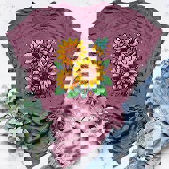 Bee And Sunflower Harmony Nature Lover Women's Heather T-Shirt | Mazezy