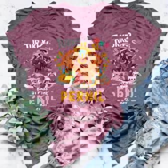 Dominican Republic Thanksgiving Turkey Idea For Women Latino Women's Heather T-Shirt | Mazezy