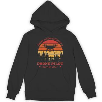 Drones-Pilot Born 2007 Birthday Vintage Quadrocopter Drones Unisex Hoodie | Mazezy