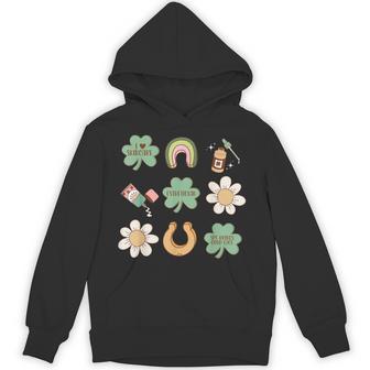 Esthetician St Patrick's Day Skin Therapist Aesthetician Hoodie - Thegiftio UK