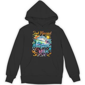 Honeymoon Cruise For Matching Couples 2026 Just Married Hoodie - Thegiftio UK