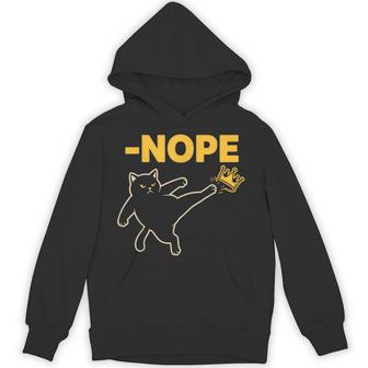 No Kings In America レトロ エッジの効いた抗議 パーカー - Kawaiitshirt