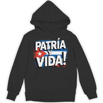 Patria Y Vida Cuba Sos Cuban Flag Free Cuba Libre Hoodie - Thegiftio UK