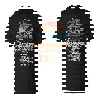 Awesomeince 1960 パームツリー 66歳の誕生日 Tシャツ - Kawaiitshirt