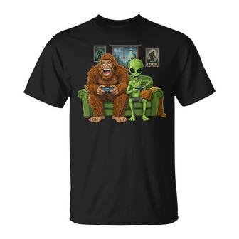 Sasquatch Bigfoot Alien Video Games Boys Gaming T-Shirt - Thegiftio UK