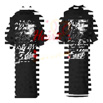 My Heart Is On That Field Cute Baseball Mom Baseball Grandma T-Shirt - Thegiftio