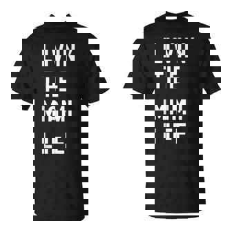 Mami の人生を生きている Mami Tシャツ - Kawaiitshirt