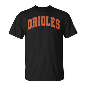 Oriole Name Retro Vintage For Boy Girl T-Shirt - Thegiftio UK