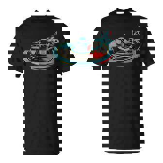 Retro Vinyl Player Art Spinning Record Graphic T-Shirt | Mazezy