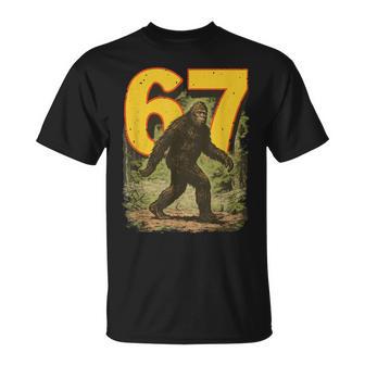 Retroixeven Meme 67 Bigfoot Cryptid Camiseta unisex - Regaloses