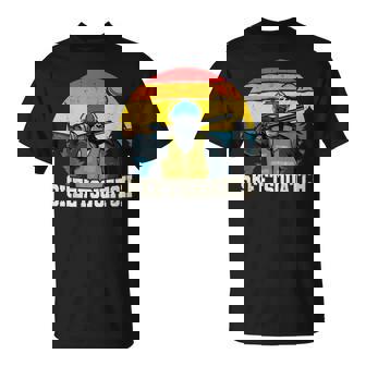 Skeetsquatch Bigfoot Clay Skeet Shooting Men T-Shirt | Mazezy