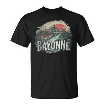 Souvenir Rétro Bayonne Paysageintage T-Shirt - Cadeauxyz