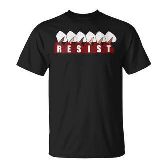 Uneervante Résiste À Une Manifestation Féministe T-Shirt - Cadeauxyz