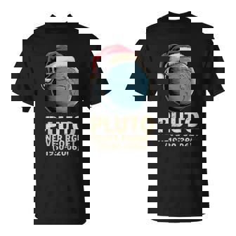 Vintage Pluto Never Forget Retro Astronomy Xmas T-Shirt | Mazezy