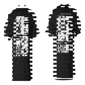 Voile De Plageintage Né En 1966 Anniversaire Char Àoile T-Shirt - Cadeauxyz