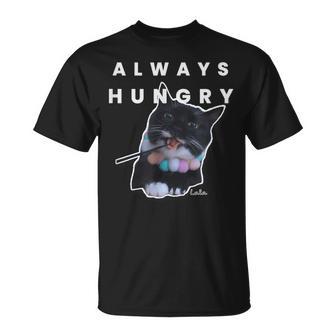 いつも空腹の猫 – 面白い食べ物好きデザイン Tシャツ - Kawaiitshirt