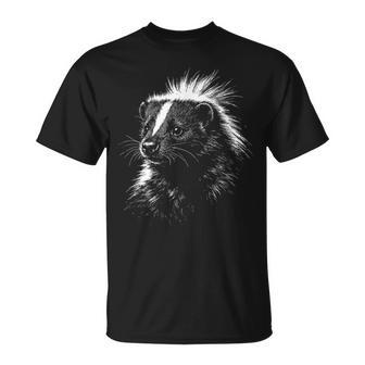 スカンクの肖像画 黒と白の動物愛好家 Tシャツ - Kawaiitshirt