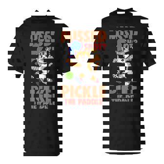 ピックルボール 猫 ミスショット ピクルス ザ・パドルプレイヤー Tシャツ - Kawaiitshirt
