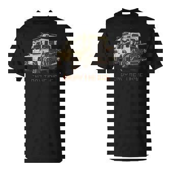 ヴィンテージ オフロード アドベンチャー ロードトリップ バイク イラストレーション Tシャツ - Kawaiitshirt