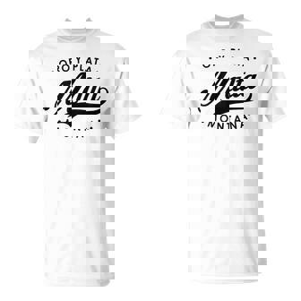 Malta Montana Oro Y Plata State Motto For Men Women T-Shirt | Mazezy