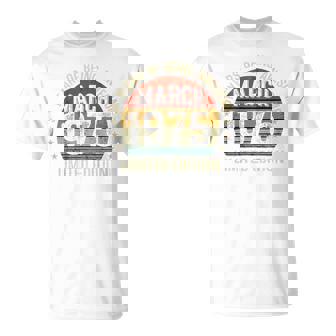 On Back 3月の誕生日 Est 1975年限定版 51St Tシャツ - Kawaiitshirt