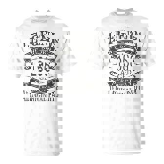 レジェンドは1966年に誕生し、すべてのオリジナルパーツを完璧に熟成させました。 Tシャツ - Kawaiitshirt
