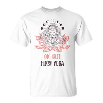 蓮の花 ハタ ヴィンヤサ アクロ ヨガ スピリチュアル デコレーション 月 Tシャツ - Kawaiitshirt