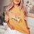 柴犬 梅の花 和柄 かわいいイラスト 犬好き お花見 レディースオーバーサイズコンフォートTシャツ Mustard 柴犬 梅の花 和柄 かわいいイラスト 犬好き お花見 レディースオーバーサイズコンフォートTシャツ Mustard